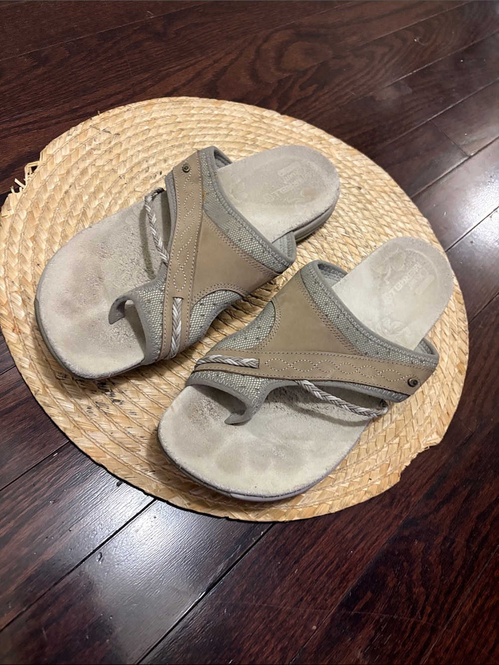 Merrell leather Terran Post Gray Slide Sandals with Suede Footbed